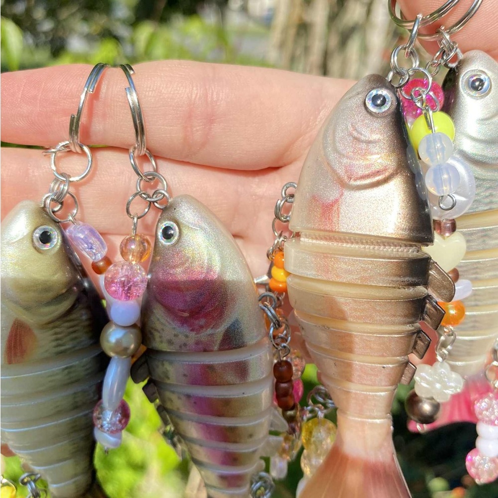 Colorful Fish Keychain Set - Picture 5 of 15